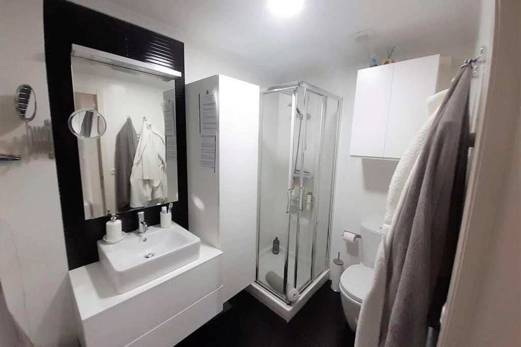 Apartamento con vistas al mar y playa enfrente Ribeira Exterior foto