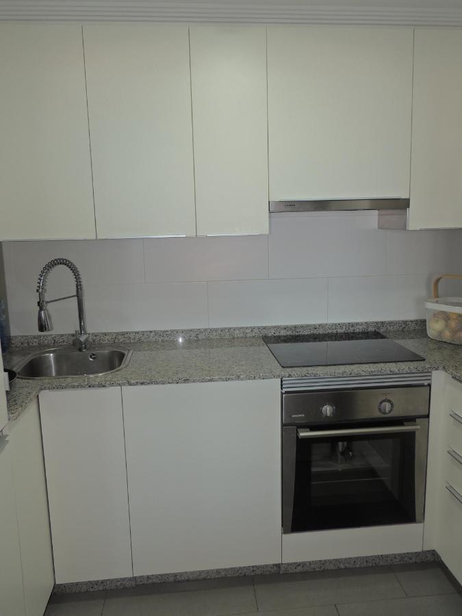 Apartamento con vistas al mar y playa enfrente Ribeira Exterior foto