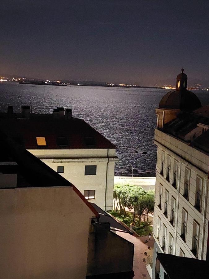 Apartamento con vistas al mar y playa enfrente Ribeira Exterior foto
