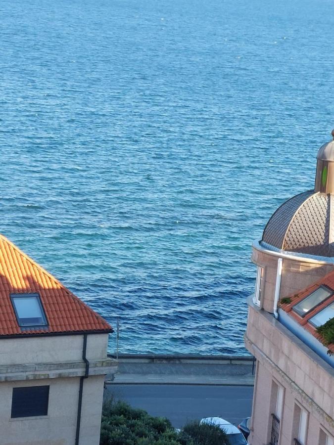 Apartamento con vistas al mar y playa enfrente Ribeira Exterior foto